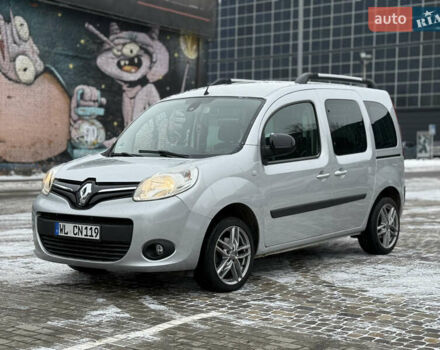 Серый Рено Кенгу, объемом двигателя 1.5 л и пробегом 189 тыс. км за 10800 $, фото 1 на Automoto.ua