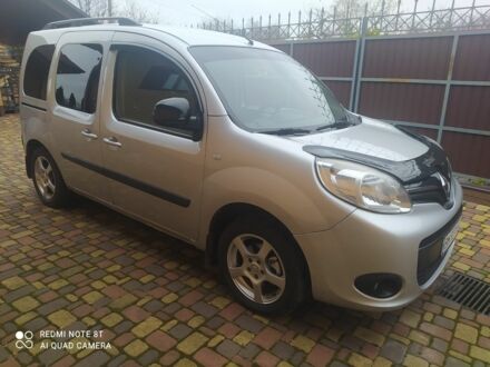 Серый Рено Кенгу, объемом двигателя 1.5 л и пробегом 223 тыс. км за 255 $, фото 1 на Automoto.ua