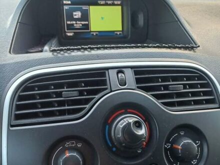 Серый Рено Кенгу, объемом двигателя 1.5 л и пробегом 315 тыс. км за 5950 $, фото 1 на Automoto.ua