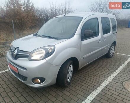 Серый Рено Кенгу, объемом двигателя 1.5 л и пробегом 172 тыс. км за 10200 $, фото 1 на Automoto.ua