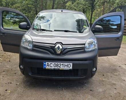 Серый Рено Кенгу, объемом двигателя 1.46 л и пробегом 154 тыс. км за 12399 $, фото 1 на Automoto.ua
