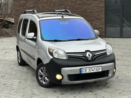 Серый Рено Кенгу, объемом двигателя 1.5 л и пробегом 264 тыс. км за 12800 $, фото 1 на Automoto.ua