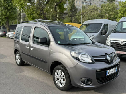 Рено Кєнгу 2016 у Києві на Automoto.ua Сірий Рено Кєнгу, об'ємом двигуна 1.2 л та пробігом 155 тис. км за 13500 $, фото 1 на Automoto.ua