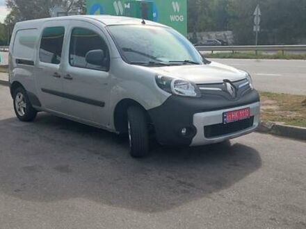 Серый Рено Кенгу, объемом двигателя 0 л и пробегом 131 тыс. км за 11500 $, фото 1 на Automoto.ua