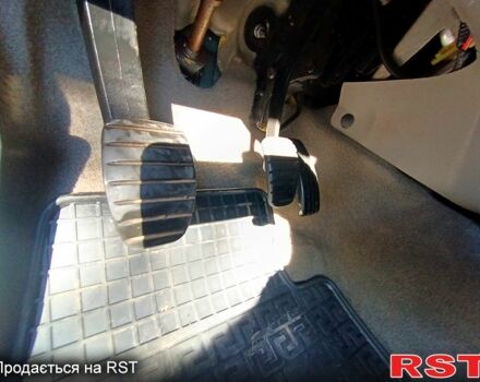 Синий Рено Кенгу, объемом двигателя 1.6 л и пробегом 0 тыс. км за 6800 $, фото 5 на Automoto.ua