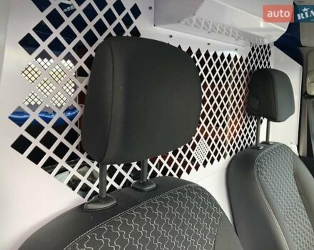 Синій Рено Кєнгу, об'ємом двигуна 0 л та пробігом 37 тис. км за 6900 $, фото 16 на Automoto.ua