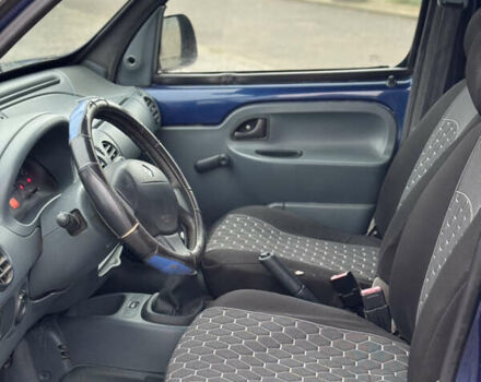 Синій Рено Кєнгу, об'ємом двигуна 1.15 л та пробігом 321 тис. км за 1900 $, фото 5 на Automoto.ua