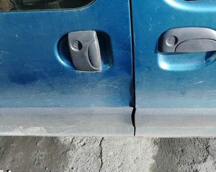 Синий Рено Кенгу, объемом двигателя 1.4 л и пробегом 400 тыс. км за 2500 $, фото 7 на Automoto.ua