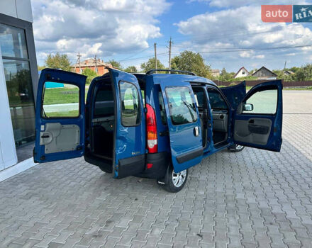 Синий Рено Кенгу, объемом двигателя 1.6 л и пробегом 225 тыс. км за 4200 $, фото 22 на Automoto.ua