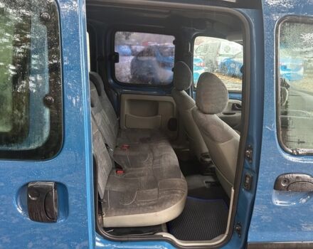 Синий Рено Кенгу, объемом двигателя 1.6 л и пробегом 200 тыс. км за 4900 $, фото 14 на Automoto.ua