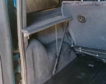 Рено Кенгу 2004 в Вижнице на Automoto.ua Синий Рено Кенгу, объемом двигателя 1.5 л и пробегом 300 тыс. км за 3750 $, фото 15 на Automoto.ua