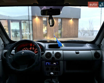 Синий Рено Кенгу, объемом двигателя 1.46 л и пробегом 290 тыс. км за 3899 $, фото 16 на Automoto.ua