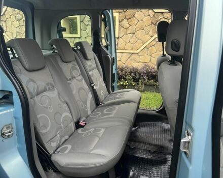 Рено Кенгу 2008 в Кельменцах на Automoto.ua Синий Рено Кенгу, объемом двигателя 1.5 л и пробегом 340 тыс. км за 6400 $, фото 4 на Automoto.ua