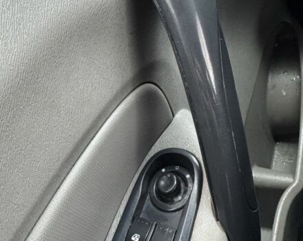 Рено Кенгу 2008 в Черновцах на Automoto.ua Синий Рено Кенгу, объемом двигателя 1.5 л и пробегом 306 тыс. км за 4750 $, фото 12 на Automoto.ua