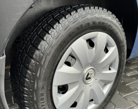 Рено Кенгу 2008 в Черновцах на Automoto.ua Синий Рено Кенгу, объемом двигателя 1.5 л и пробегом 306 тыс. км за 4750 $, фото 8 на Automoto.ua