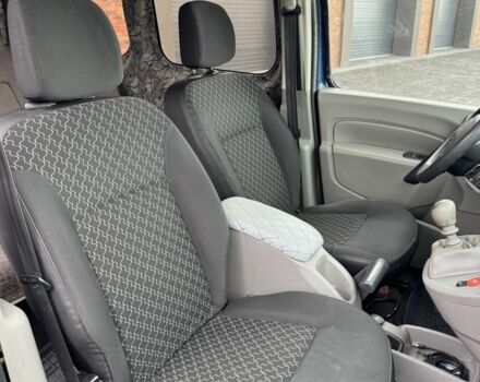 Рено Кенгу 2008 в Черновцах на Automoto.ua Синий Рено Кенгу, объемом двигателя 1.5 л и пробегом 306 тыс. км за 4750 $, фото 16 на Automoto.ua