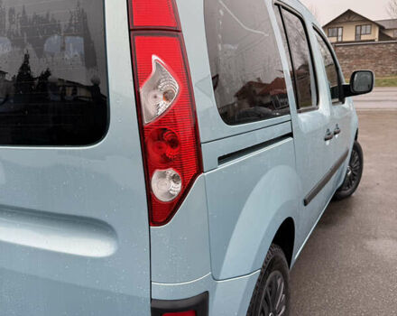 Синий Рено Кенгу, объемом двигателя 1.6 л и пробегом 124 тыс. км за 8200 $, фото 10 на Automoto.ua