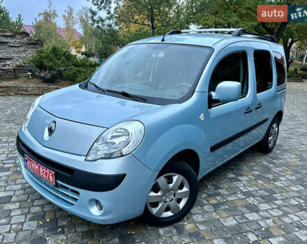 Синий Рено Кенгу, объемом двигателя 1.6 л и пробегом 205 тыс. км за 8550 $, фото 6 на Automoto.ua