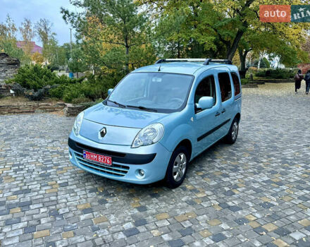 Синий Рено Кенгу, объемом двигателя 1.6 л и пробегом 205 тыс. км за 8550 $, фото 55 на Automoto.ua