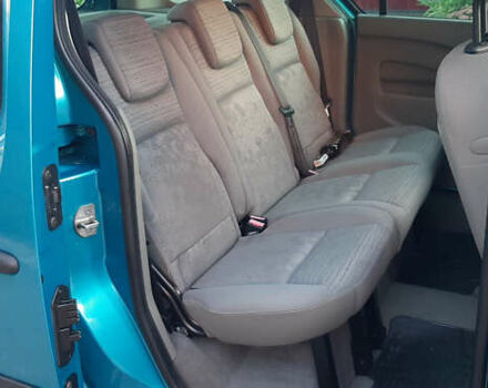 Синий Рено Кенгу, объемом двигателя 1.6 л и пробегом 233 тыс. км за 7750 $, фото 46 на Automoto.ua