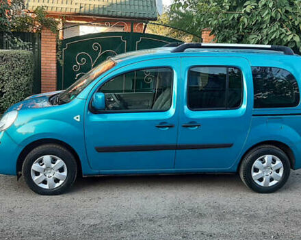 Синий Рено Кенгу, объемом двигателя 1.6 л и пробегом 233 тыс. км за 7750 $, фото 3 на Automoto.ua