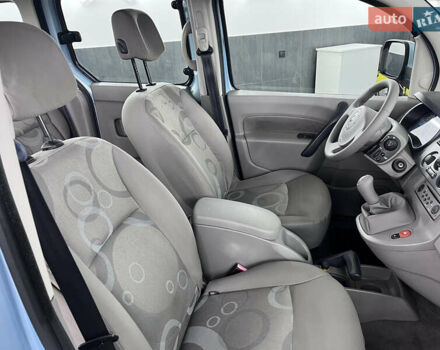 Синий Рено Кенгу, объемом двигателя 1.6 л и пробегом 160 тыс. км за 7500 $, фото 65 на Automoto.ua