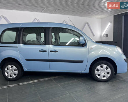 Синий Рено Кенгу, объемом двигателя 1.6 л и пробегом 160 тыс. км за 7500 $, фото 13 на Automoto.ua