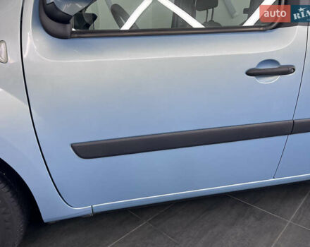 Синий Рено Кенгу, объемом двигателя 1.6 л и пробегом 160 тыс. км за 7500 $, фото 21 на Automoto.ua