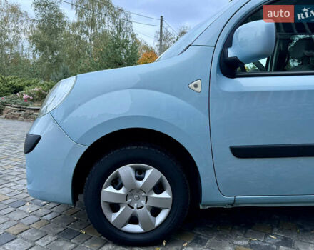 Синий Рено Кенгу, объемом двигателя 1.6 л и пробегом 205 тыс. км за 8550 $, фото 50 на Automoto.ua