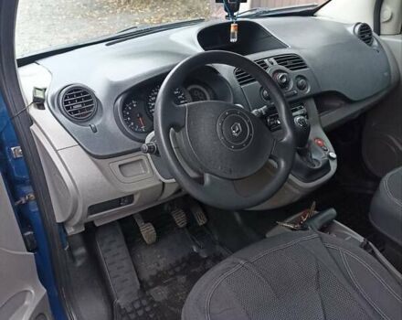 Рено Кенгу 2010 в Ромнах на Automoto.ua Синий Рено Кенгу, объемом двигателя 1.6 л и пробегом 192 тыс. км за 7300 $, фото 16 на Automoto.ua