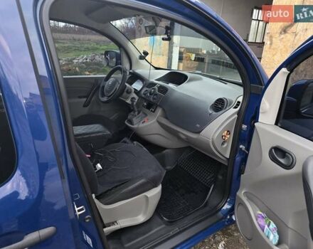 Синий Рено Кенгу, объемом двигателя 1.6 л и пробегом 202 тыс. км за 7999 $, фото 4 на Automoto.ua