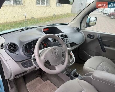 Синий Рено Кенгу, объемом двигателя 1.6 л и пробегом 183 тыс. км за 7550 $, фото 8 на Automoto.ua