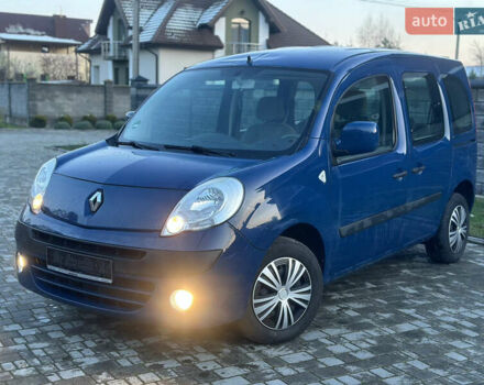 Синий Рено Кенгу, объемом двигателя 1.6 л и пробегом 218 тыс. км за 5799 $, фото 5 на Automoto.ua
