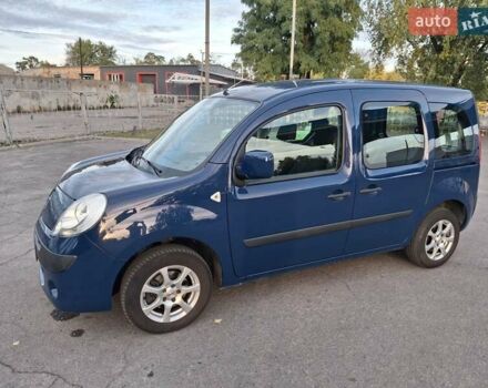 Синий Рено Кенгу, объемом двигателя 1.6 л и пробегом 182 тыс. км за 7750 $, фото 9 на Automoto.ua