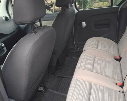 Синий Рено Кенгу, объемом двигателя 0 л и пробегом 150 тыс. км за 9000 $, фото 5 на Automoto.ua