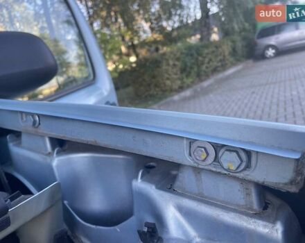 Синий Рено Кенгу, объемом двигателя 0 л и пробегом 12 тыс. км за 7650 $, фото 43 на Automoto.ua