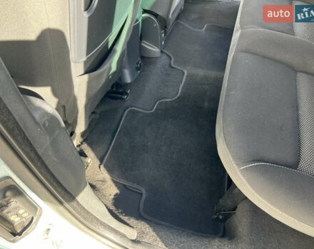 Синій Рено Кєнгу, об'ємом двигуна 1.5 л та пробігом 121 тис. км за 9700 $, фото 29 на Automoto.ua