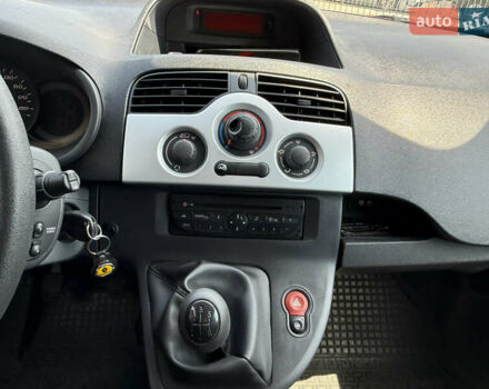 Синий Рено Кенгу, объемом двигателя 1.46 л и пробегом 184 тыс. км за 7790 $, фото 17 на Automoto.ua