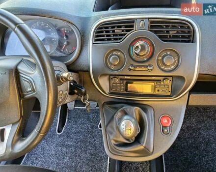 Синий Рено Кенгу, объемом двигателя 1.5 л и пробегом 256 тыс. км за 11699 $, фото 21 на Automoto.ua