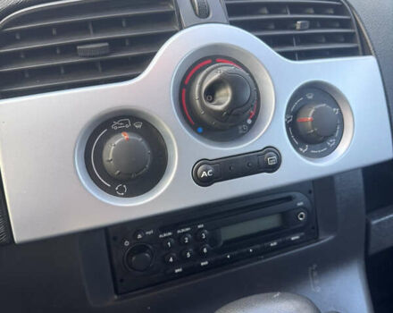 Рено Кєнгу 2013 у Дубно на Automoto.ua Синій Рено Кєнгу, об'ємом двигуна 0 л та пробігом 32 тис. км за 5200 $, фото 11 на Automoto.ua