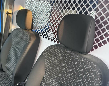 Рено Кєнгу 2013 у Дубно на Automoto.ua Синій Рено Кєнгу, об'ємом двигуна 0 л та пробігом 32 тис. км за 5200 $, фото 14 на Automoto.ua