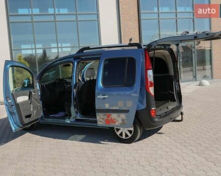 Синий Рено Кенгу, объемом двигателя 1.2 л и пробегом 110 тыс. км за 6490 $, фото 4 на Automoto.ua