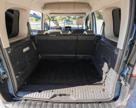 Синий Рено Кенгу, объемом двигателя 1.2 л и пробегом 110 тыс. км за 6490 $, фото 20 на Automoto.ua