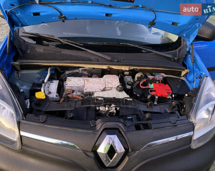 Синий Рено Кенгу, объемом двигателя 0 л и пробегом 39 тыс. км за 6700 $, фото 27 на Automoto.ua