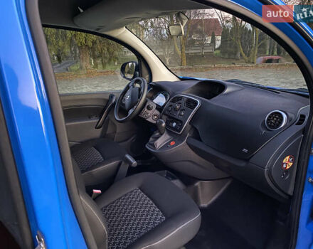 Синий Рено Кенгу, объемом двигателя 0 л и пробегом 39 тыс. км за 6700 $, фото 24 на Automoto.ua