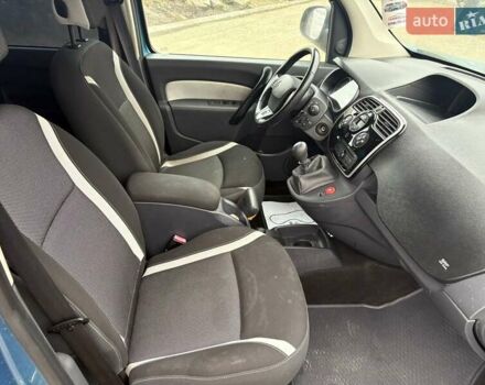 Синій Рено Кєнгу, об'ємом двигуна 1.2 л та пробігом 110 тис. км за 6490 $, фото 4 на Automoto.ua