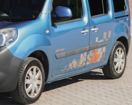 Синий Рено Кенгу, объемом двигателя 1.2 л и пробегом 110 тыс. км за 6490 $, фото 2 на Automoto.ua