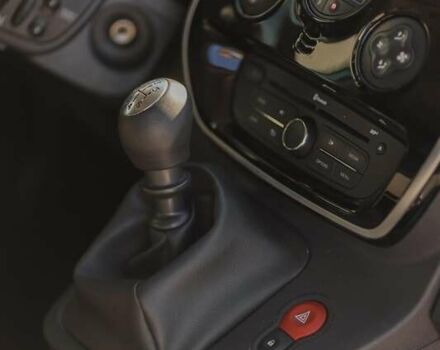 Синий Рено Кенгу, объемом двигателя 1.2 л и пробегом 110 тыс. км за 6490 $, фото 44 на Automoto.ua