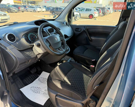 Синій Рено Кєнгу, об'ємом двигуна 0 л та пробігом 23 тис. км за 6999 $, фото 8 на Automoto.ua