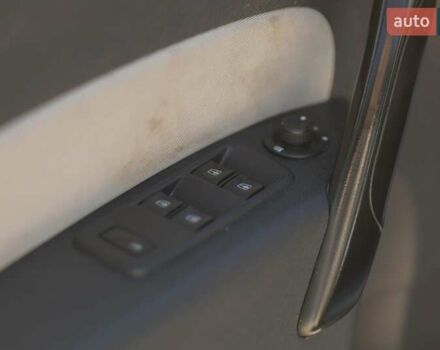 Синий Рено Кенгу, объемом двигателя 1.2 л и пробегом 110 тыс. км за 6490 $, фото 39 на Automoto.ua